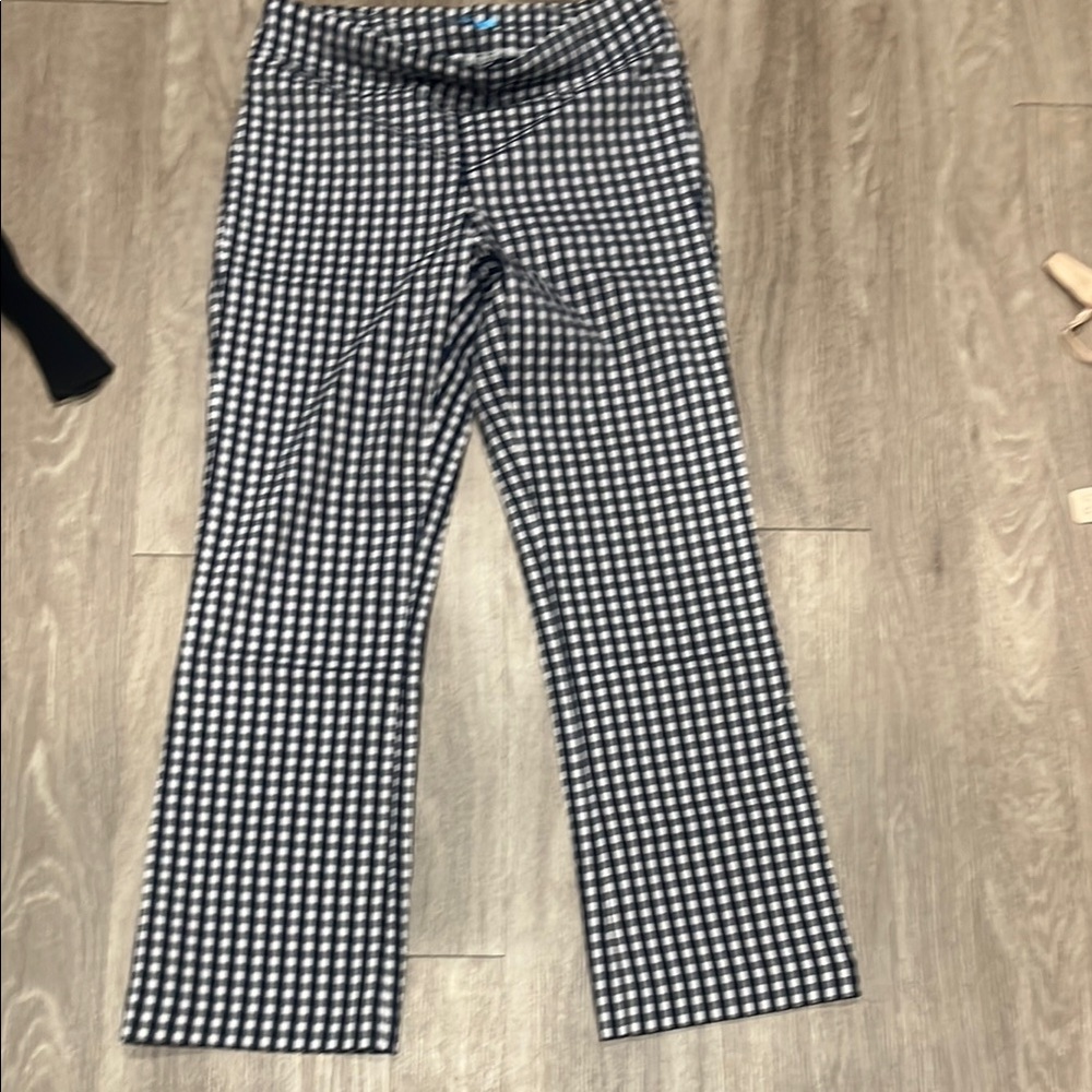 J. McLaughlin Black and White Casual Checkered Bottoms